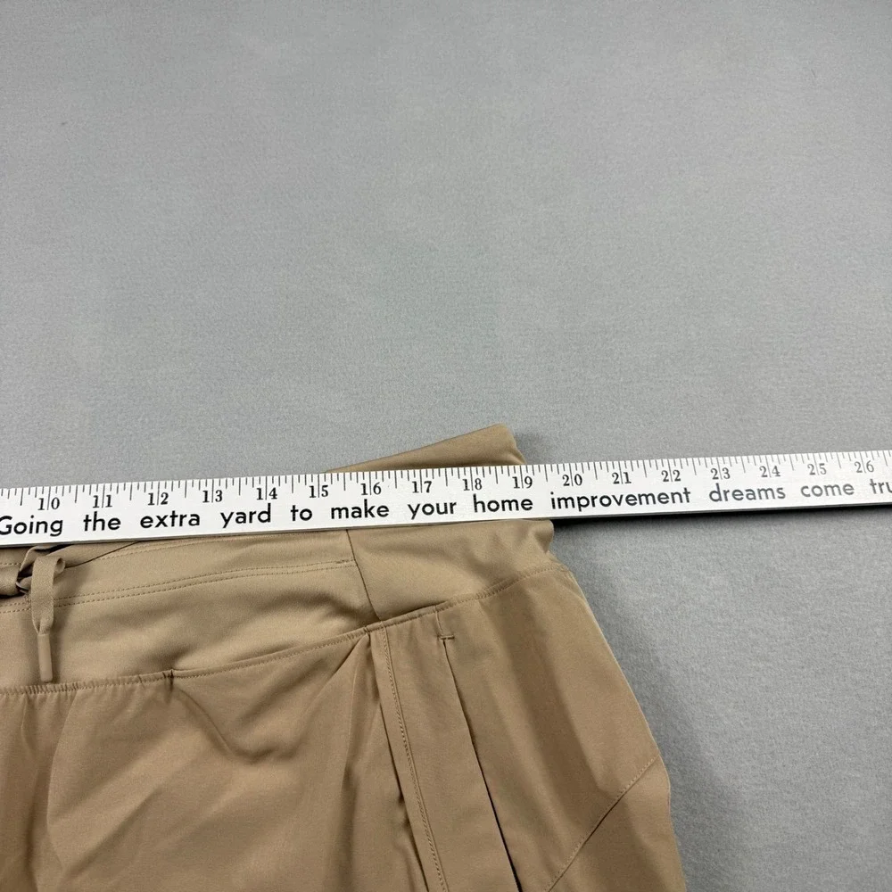 Willit Athletic Shorts Womens 2XL Tan‎ Hiking Travel Stretch Zipper Pocket Khaki